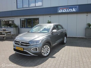 Volkswagen T-Roc 1.5 TSI Life Business