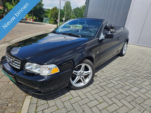 Volvo C70 Convertible 2.4 T Luxury Met nieuwe cabriotop en koude airco