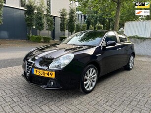 Alfa Romeo Giulietta 1.4 T Distinctive Panorama dak / PDC /