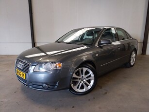 Audi A4 Limousine 2.0 AUTOMAAT Advance LEER NAVI CRUISE ECC