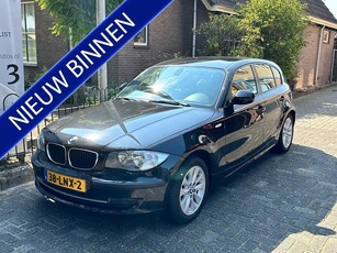 BMW 1-serie 118i Business Line 5-Deurs/Alu wielen/Airco