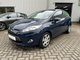 Ford Fiesta 1.25 Champions League 6/12 m Garantie