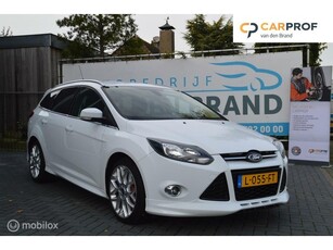 Ford Focus Wagon 1.0 EcoBoost Edition Plus bak defect