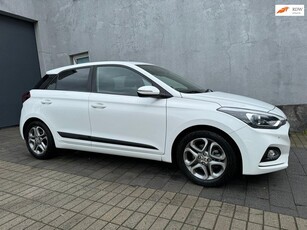 Hyundai I20 1.0 T-GDI Comfort Navi+BT Cruise Camera