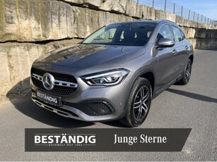 Mercedes-Benz GLA 220