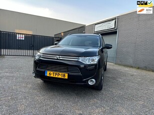 Mitsubishi Outlander 2.0 PHEV Instyle Camera Clima Cruise