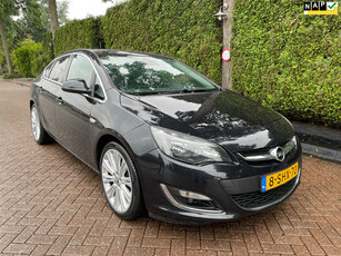 Opel Astra 1.4 Turbo Cosmo LEDER/NAVI/KLIMA/LED.