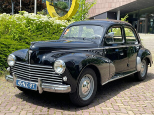 Peugeot 203A