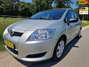 Toyota Auris 1.4-16V Terra compleet onderhouden