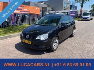 Volkswagen Polo 1.4-16V Turijn NIEUWE APK! AIRCO!