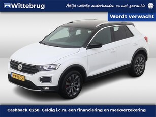 Volkswagen T-Roc 1.5 TSI Sport + Executive Camera /