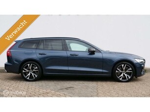 Volvo V60 2.0 B3 R-Design , Mild Hybrid