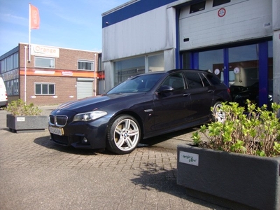 BMW 5 Serie Touring 525xd High Executive M-PAKKET