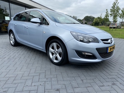 Opel Astra Sports Tourer 1.4 Turbo Blitz Rijklaarprijs!!!