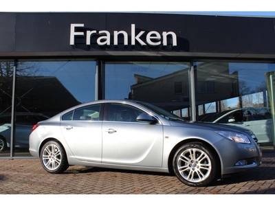 Opel Insignia 1.6T 180PK EditionnaviLeder (2011)