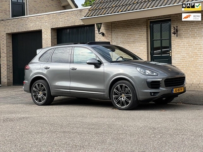 Porsche Cayenne 3.0 D FACE LIFT PANO FULL OPTIONSEXPORT