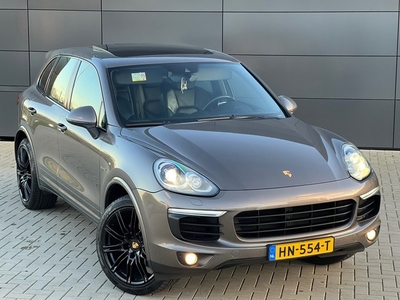 Porsche Cayenne 3.0 S 416PK+ E-Hybrid SportChrono Pano.21''!