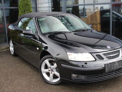 Saab - 9-3 2.0 T Vector - NO RESERVE - 2005