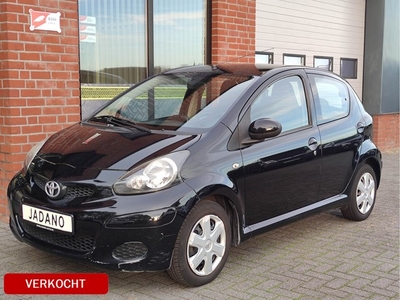 Toyota Aygo 1.0-12V Comfort Navigator Airco/5 drs./Navigatie