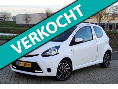 Toyota Aygo 1.0 VVT-i Aspiration l Airco l Elek Pak l LED