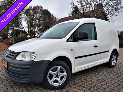 Volkswagen Caddy 1.4i benzine met Zijdeur, Navi, Trekhaak !