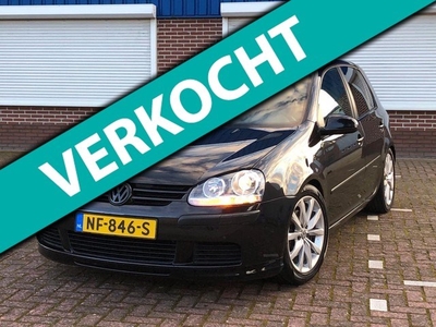 Volkswagen Golf 1.6 FSI