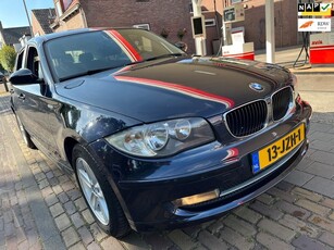 BMW 1-serie 116i Business Line / 30.000 km 2009