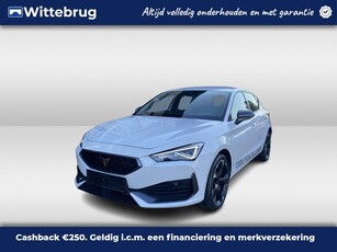 CUPRA Leon 1.4 e-Hybrid Essential Limited / AUTOMAAT/