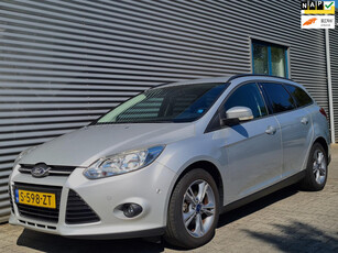 Ford Focus Wagon 1.0 EcoBoost Titanium 07-2013 Polar Silber Metallic