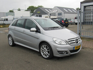 Mercedes-Benz B-Klasse 180 BlueEFFICIENCY Business CLass