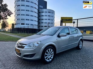 Opel Astra 1.8 Temptation