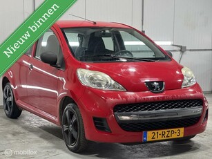 Peugeot 107 1.0-12V XS1eEIGNAP5DR