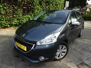 Peugeot 208 1.2 VTi Urban Soul MET JAAR APK