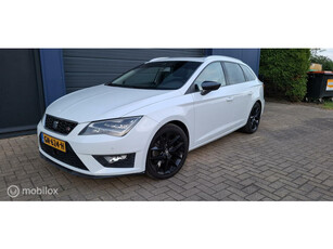 Seat Leon ST 1.4 EcoTSI FR,led,pano,trekhaak