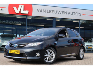 Toyota Auris 1.8 Hybrid Dynamic | Navigatie | Automatische Airco | Xenon |