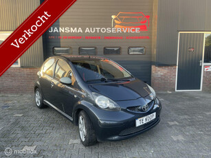 Toyota Aygo 1.0-12V Sport met nieuwe apk