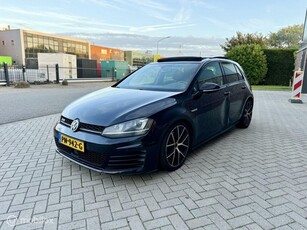 Volkswagen Golf 2.0 TDI GTD -VIRTUAL COCKPIT -AUT - PANO DAK