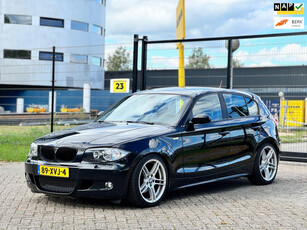 BMW 1-serie 120i M-PAKKET/XENON/6BAK/NAVI/5DEURS