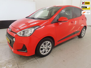 Hyundai I10 1.0i Premium / Full-Navigatie / ECC / Cruise / Parkeer-Hulp / Privacy / Stuur&Stoel-Verw. / = TOP