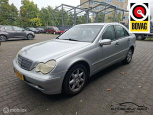 Mercedes C-klasse 180 AUTOMAAT / GOED RIJDENDE AUTO