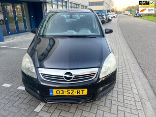 Opel Zafira 1.8 Executive