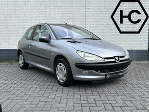 Peugeot 206 1.4 Gentry Premium Automaat Clima NAP