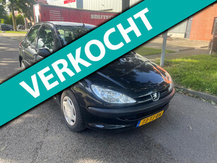 Peugeot 206 1.4 One-line airco apk