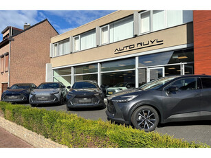 Toyota C-HR 1.8 Hybrid 140 First Ed. Bi-Tone NIEUW