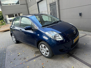 Toyota Yaris 1.3 VVTi Terra VERKOCHT