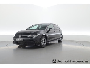 Volkswagen Golf 1.5 eTSI R-Line DSG | Navi | Travel Assist | Camera | Stoel-Stuurver. | Apple CarPlay |