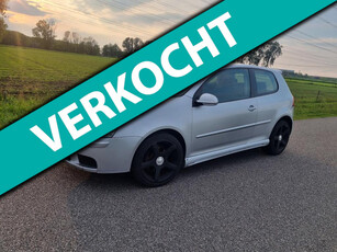 Volkswagen Golf 1.6 FSI Trendline