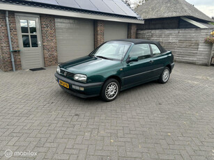 Volkswagen Golf Cabrio 1.8