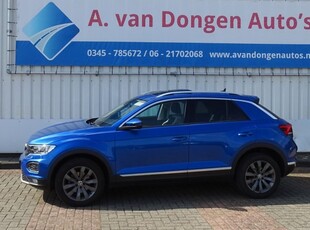 Volkswagen T-roc 1.5 TSI SPORT Automaat,Pano,Led,Dodehoek