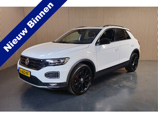 Volkswagen T-Roc 1.5 TSI Sport Business R - Panoramadak - Stoelverwarming